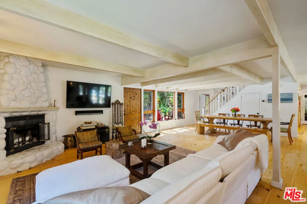 1640 Old Topanga Canyon Road Topanga, CA 90290