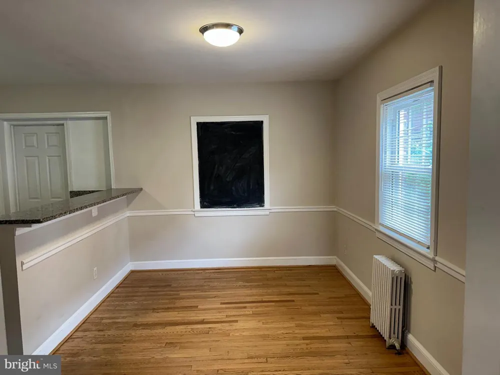 622 OAKLAND STREET Arlington, VA 22203