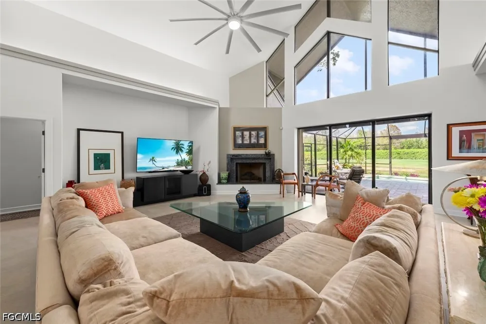 Glenfinnan Circle Fort Myers, FL 33912