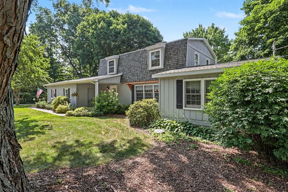 608 Arboretum Drive Fremont, MI 49412