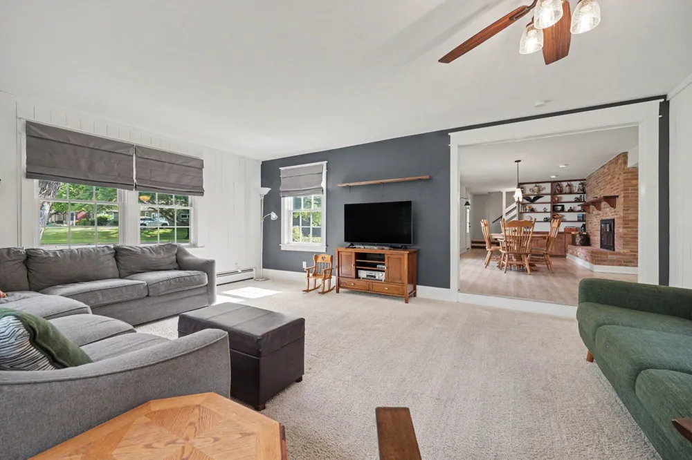 608 Arboretum Drive Fremont, MI 49412