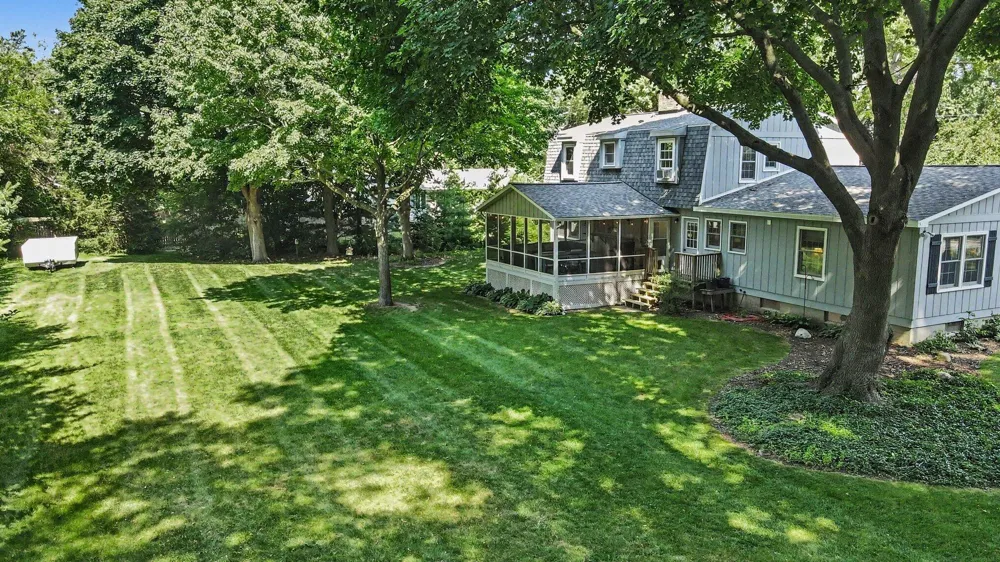 608 Arboretum Drive Fremont, MI 49412