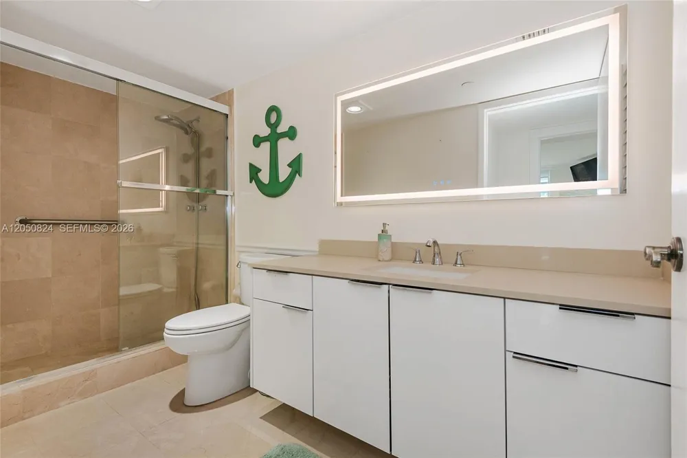 8855 Collins Ave #8J Surfside, FL 33154