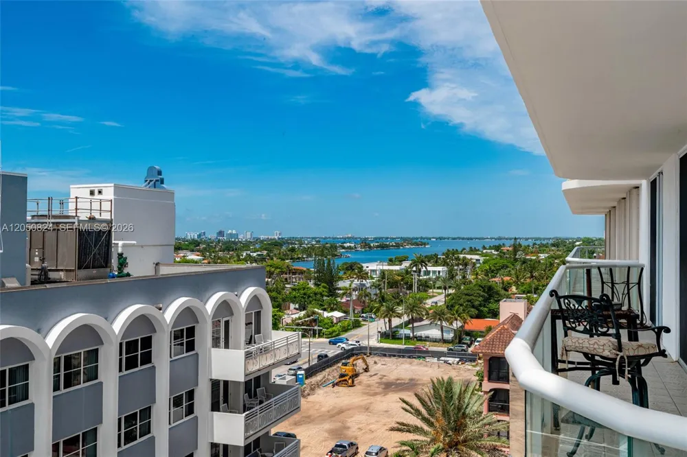 8855 Collins Ave #8J Surfside, FL 33154