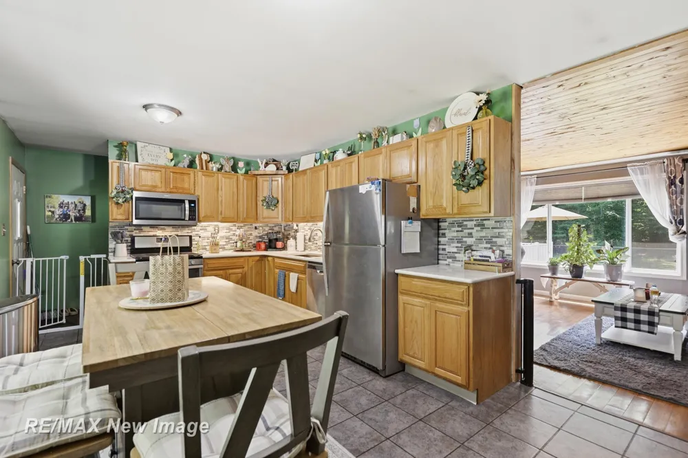 3829 155th Avenue Reed City City, MI 49639