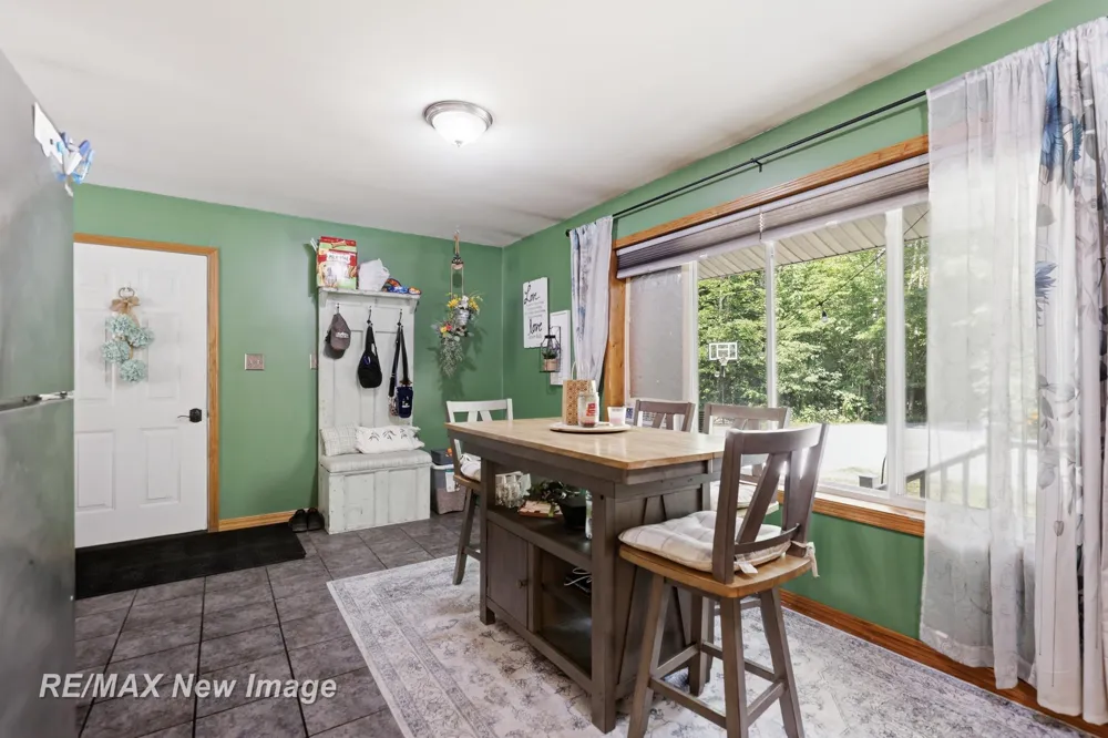 3829 155th Avenue Reed City City, MI 49639