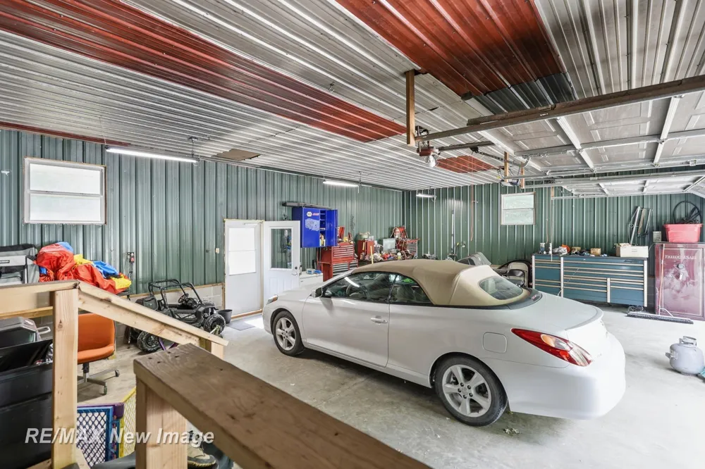 3829 155th Avenue Reed City City, MI 49639