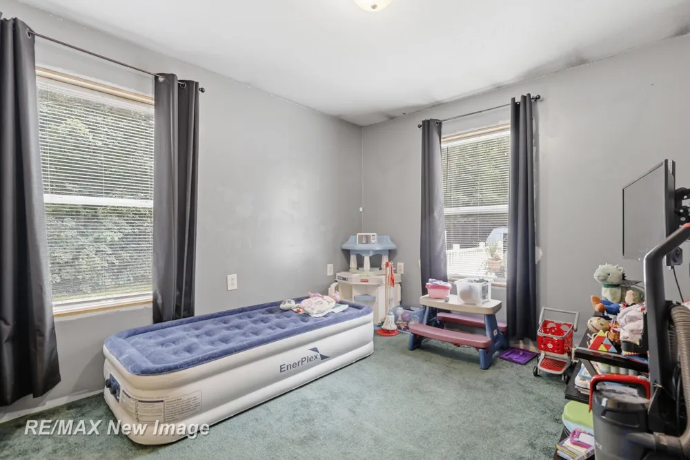 3829 155th Avenue Reed City City, MI 49639