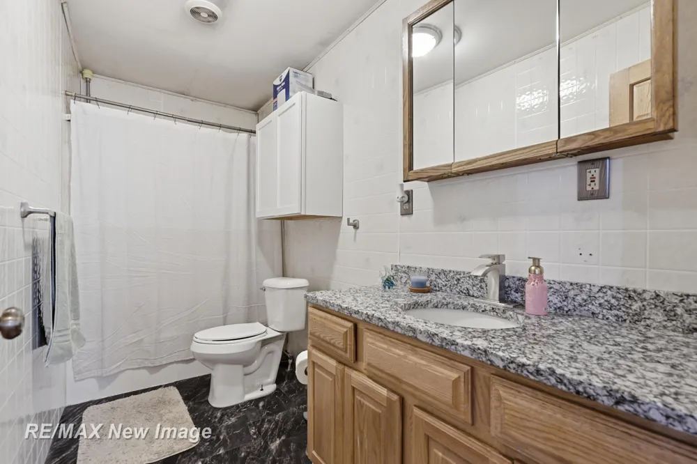 3829 155th Avenue Reed City City, MI 49639