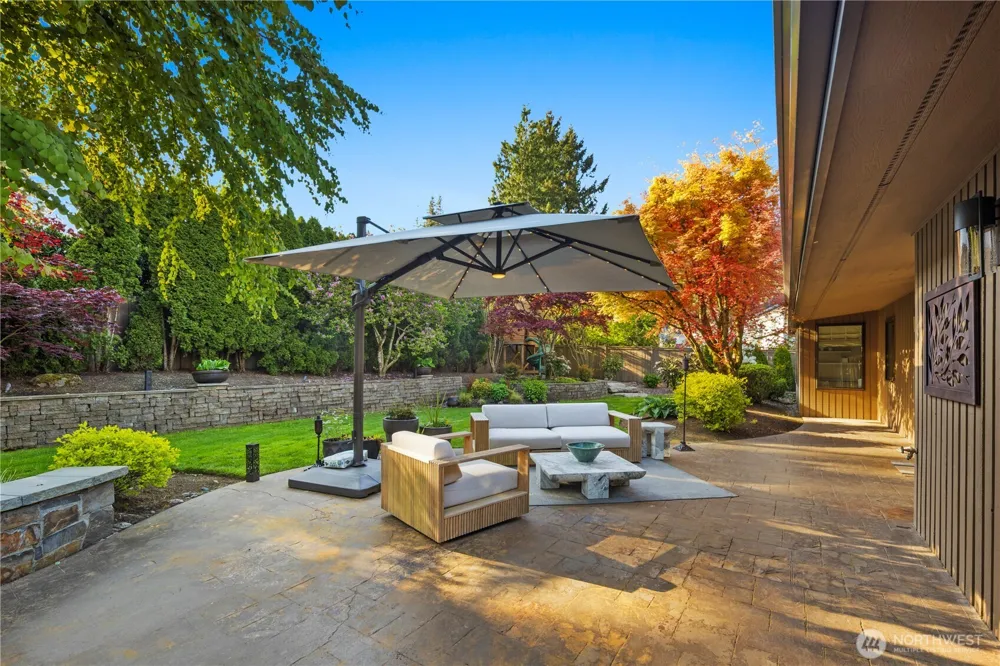3215 78th Place NE Medina, WA 98039