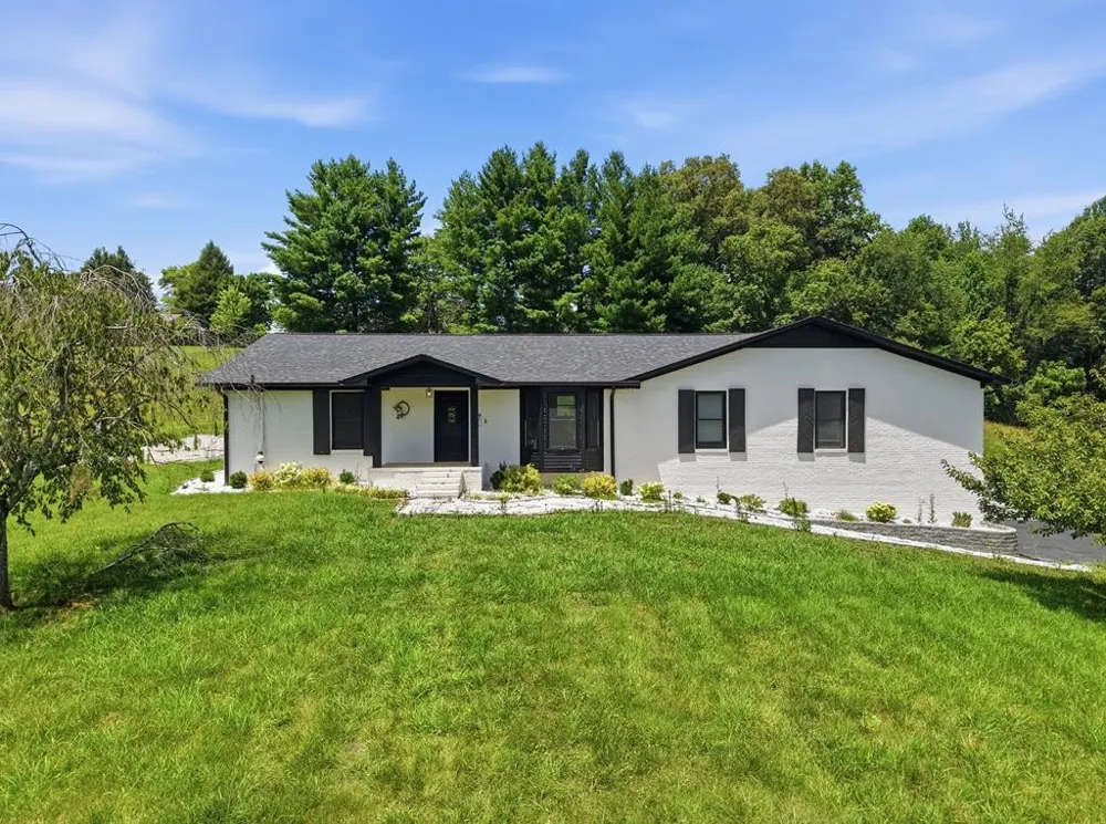 237 S Fork Rd Sparta, TN 38583