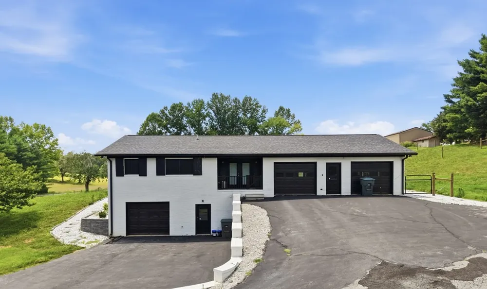 237 S Fork Rd Sparta, TN 38583