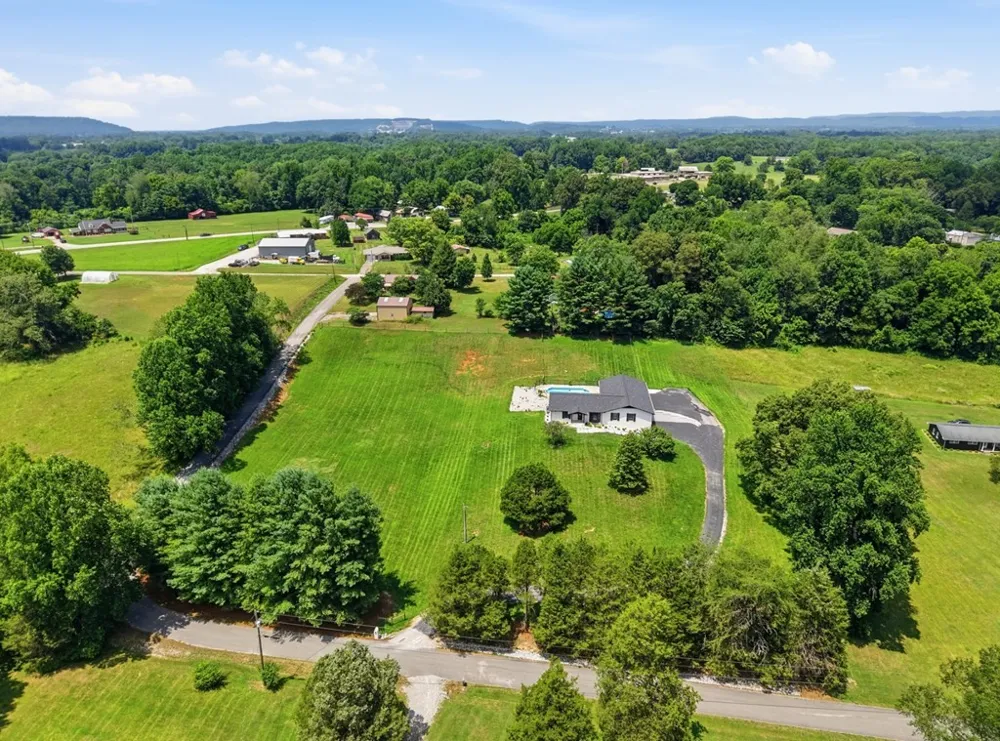 237 S Fork Rd Sparta, TN 38583