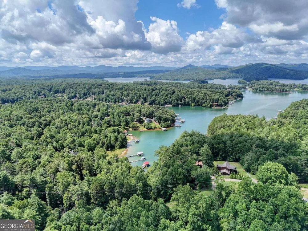 184 Whisper Cove Blairsville, GA 30512