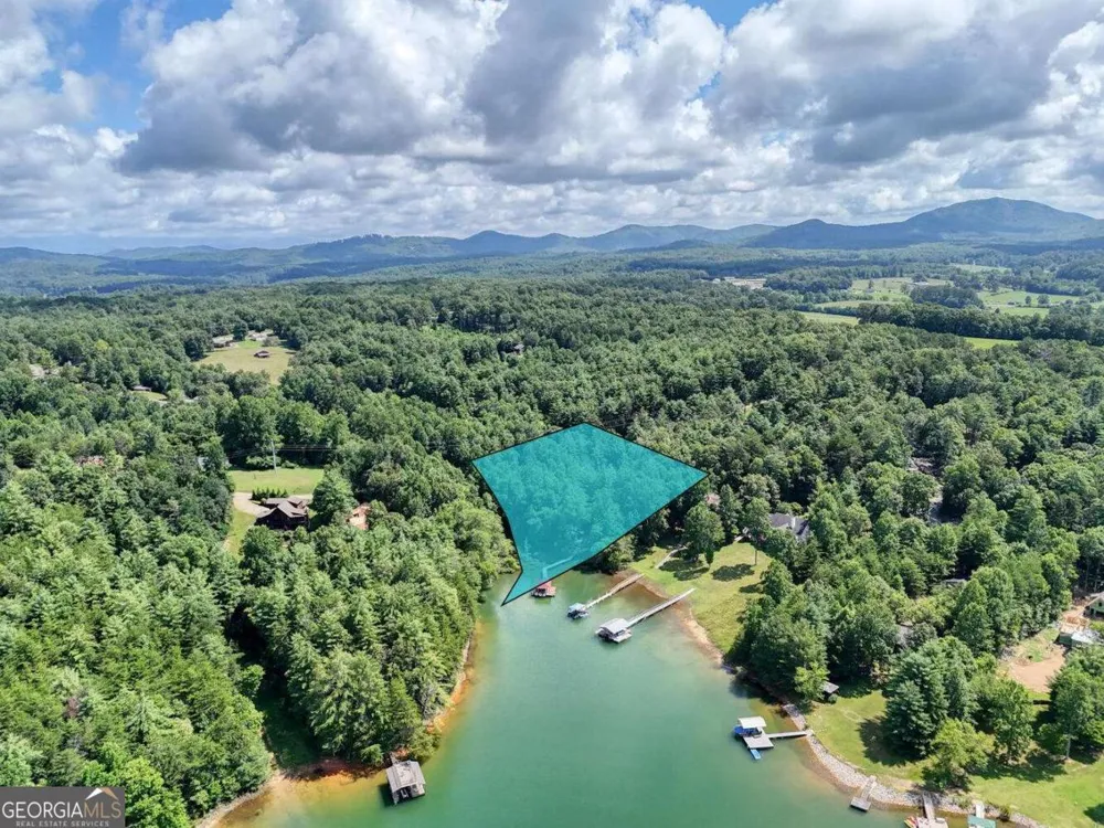 184 Whisper Cove Blairsville, GA 30512