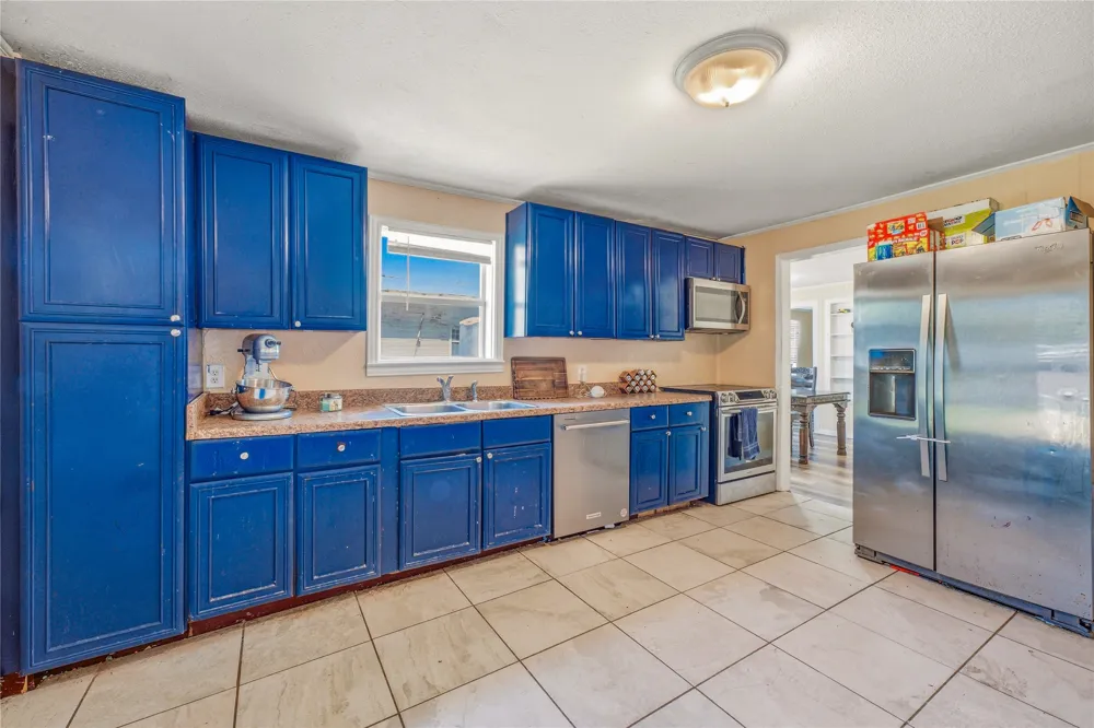 416 East Road Stephenville, TX 76401