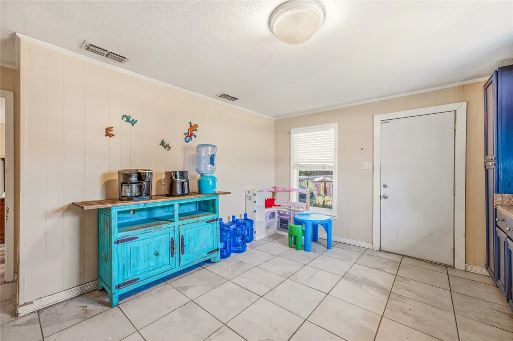 416 East Road Stephenville, TX 76401