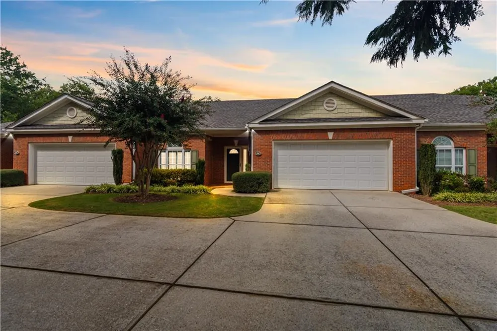 129 Holiday Road #64 Buford, GA 30518