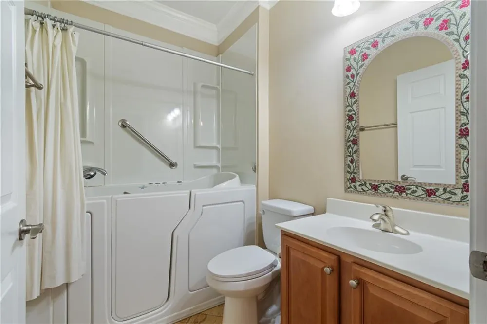 129 Holiday Road #64 Buford, GA 30518