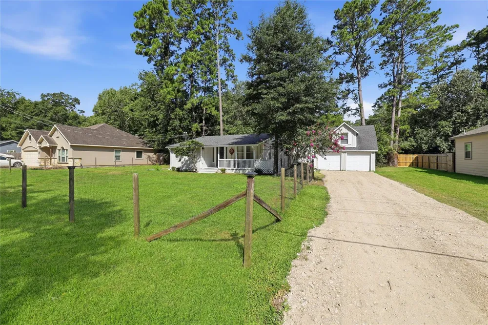 1018 Shawnee Drive Conroe, TX 77316