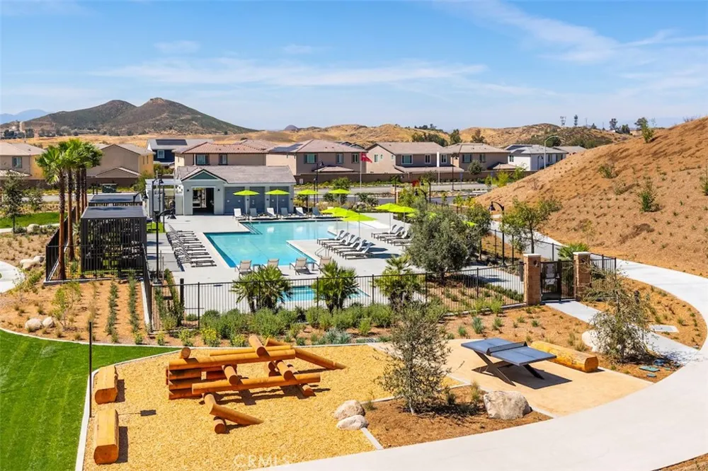 33214 Opal Glass Drive French Valley, CA 92596