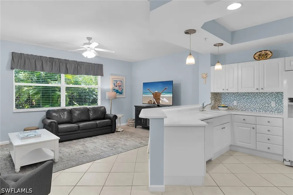 Whisper Trace Lane #103 Naples, FL 34114