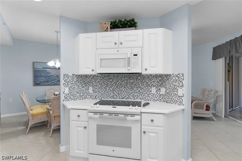Whisper Trace Lane #103 Naples, FL 34114