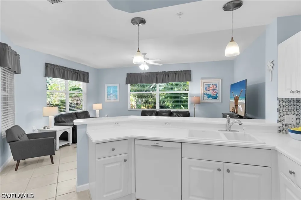 Whisper Trace Lane #103 Naples, FL 34114