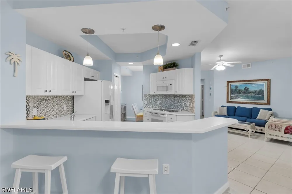Whisper Trace Lane #103 Naples, FL 34114