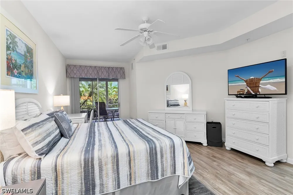 Whisper Trace Lane #103 Naples, FL 34114