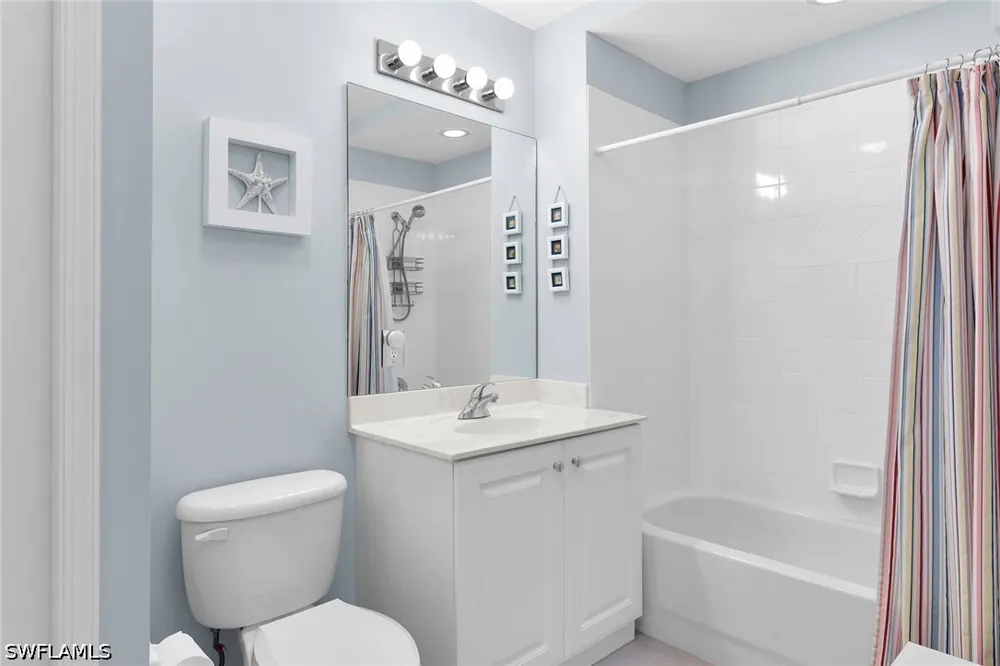 Whisper Trace Lane #103 Naples, FL 34114