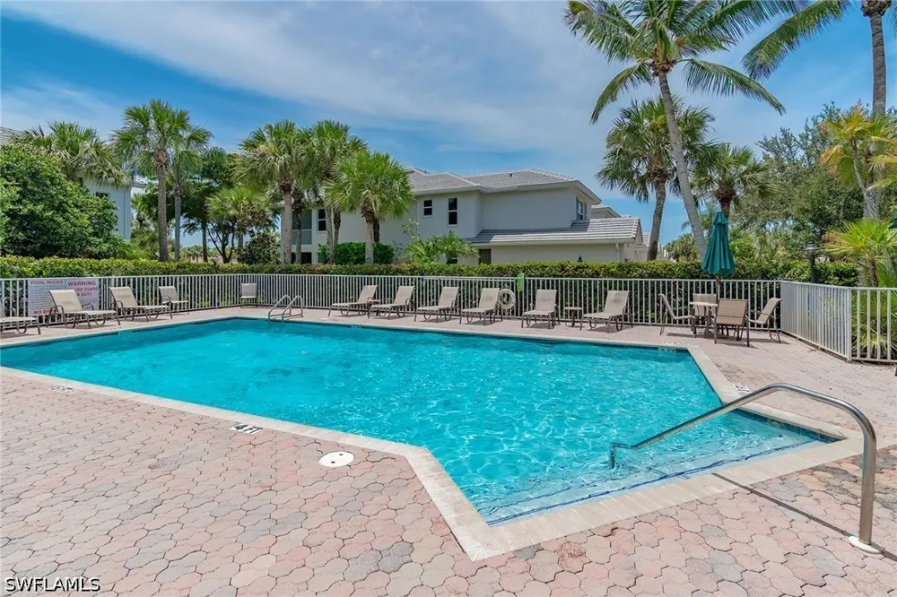 Whisper Trace Lane #103 Naples, FL 34114