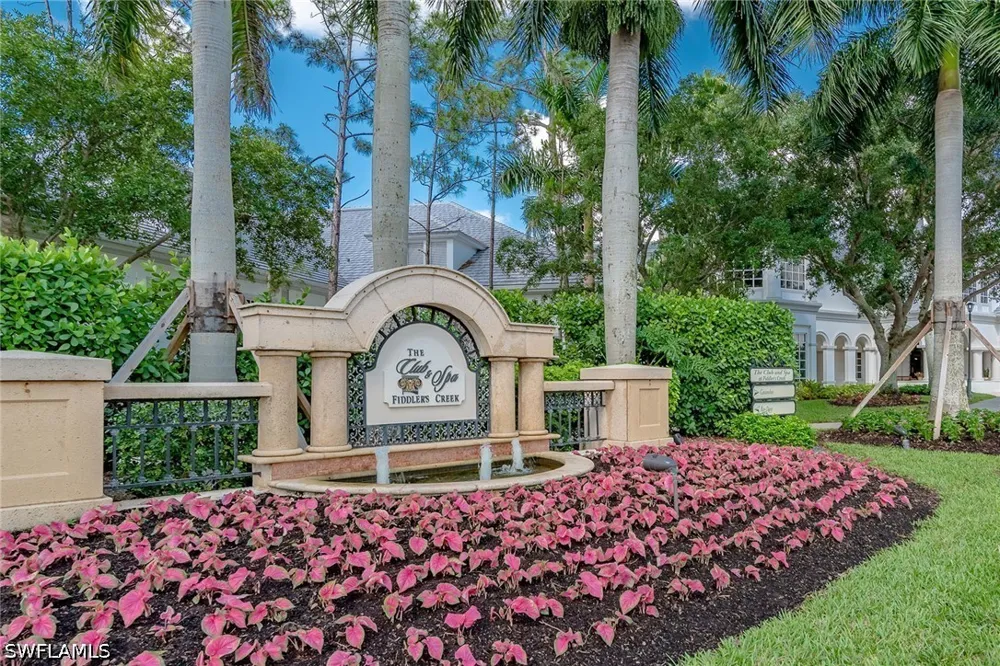 Whisper Trace Lane #103 Naples, FL 34114