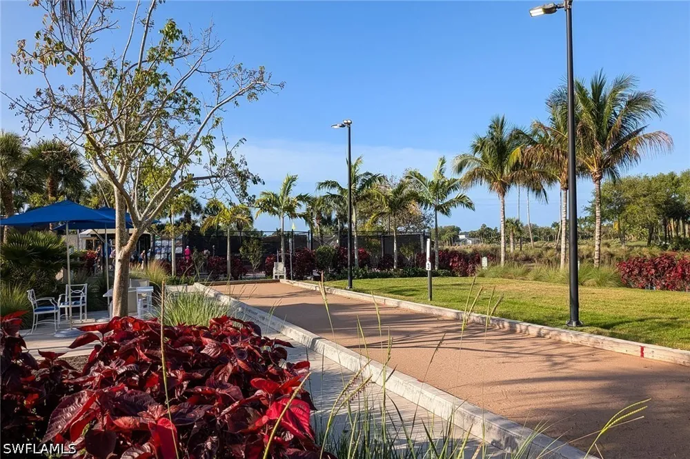 Whisper Trace Lane #103 Naples, FL 34114