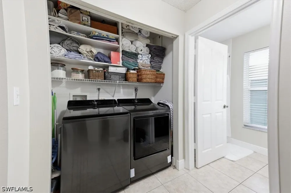 New Waterford Drive #204 Naples, FL 34104
