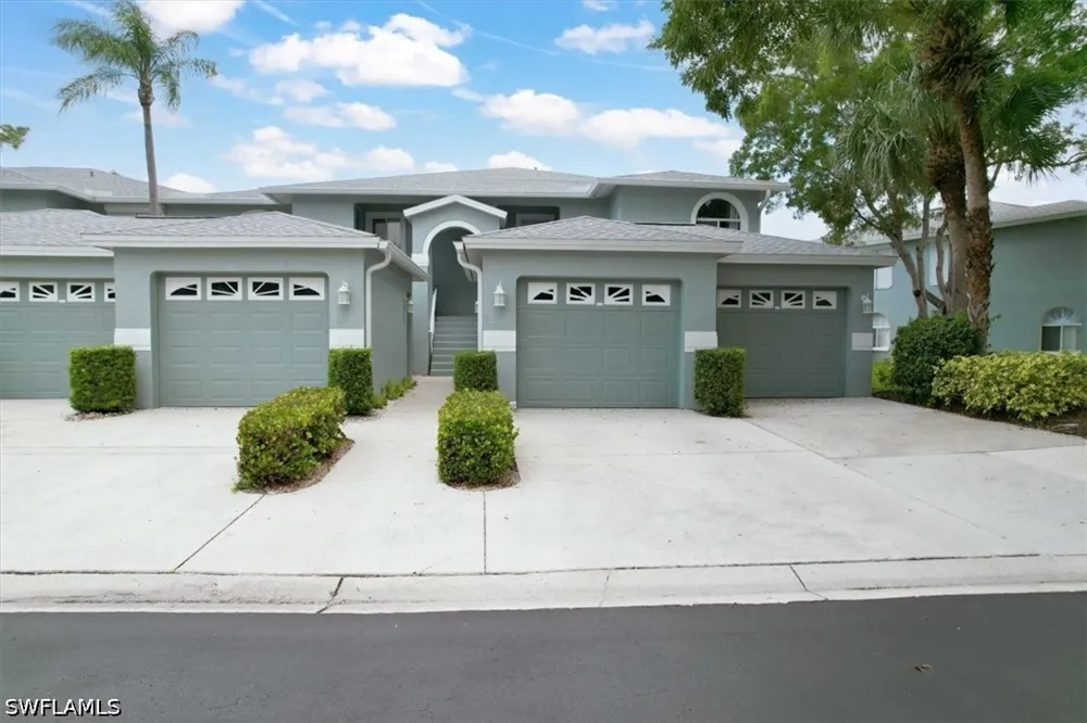 New Waterford Drive #204 Naples, FL 34104