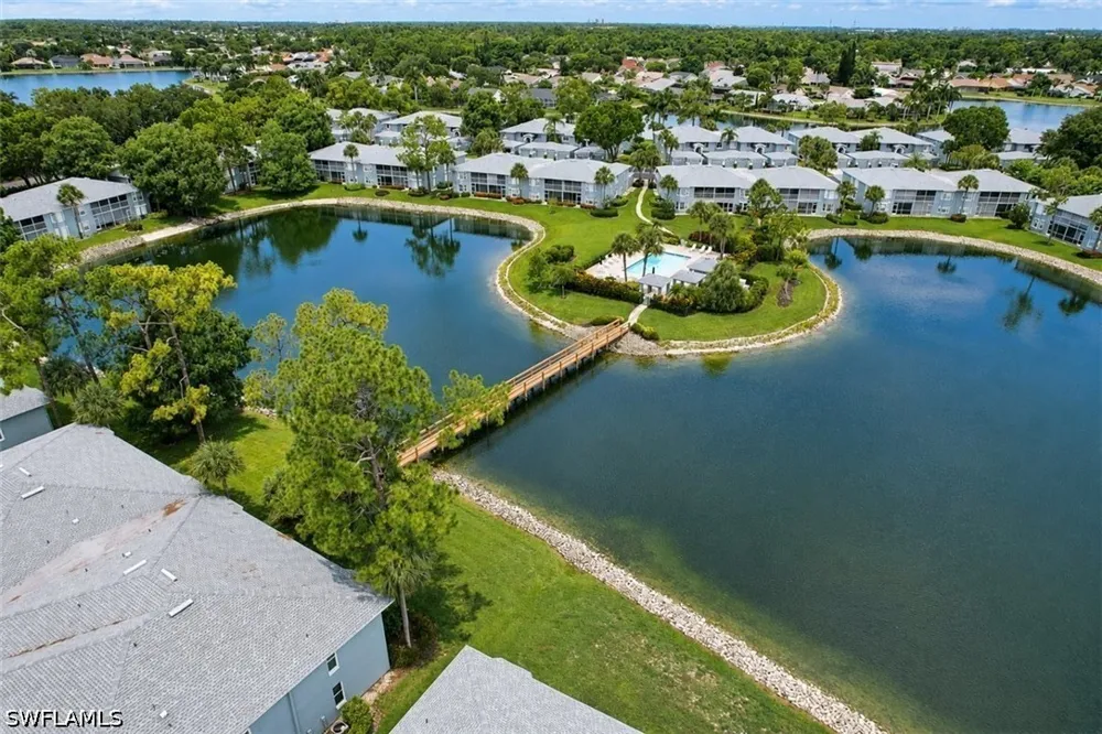 New Waterford Drive #204 Naples, FL 34104