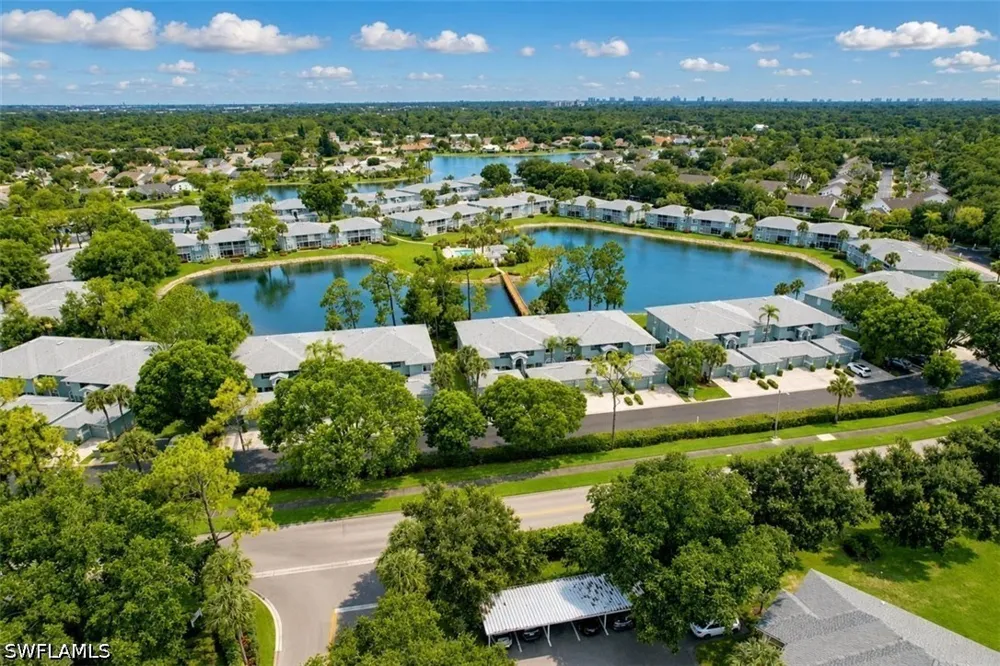 New Waterford Drive #204 Naples, FL 34104