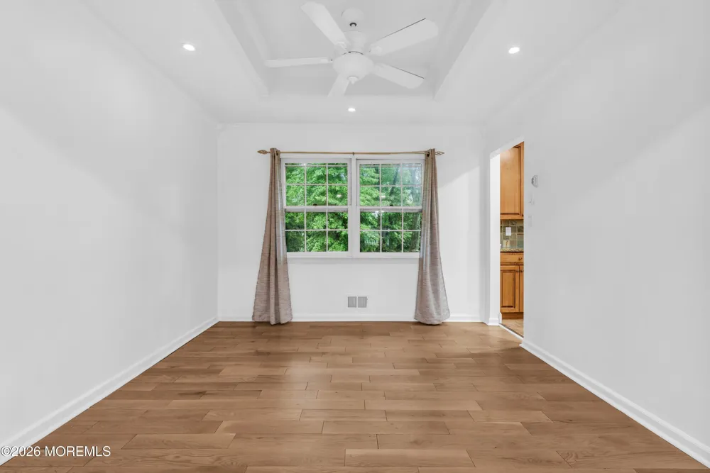 94 Leedsville Drive Lincroft, NJ 07738