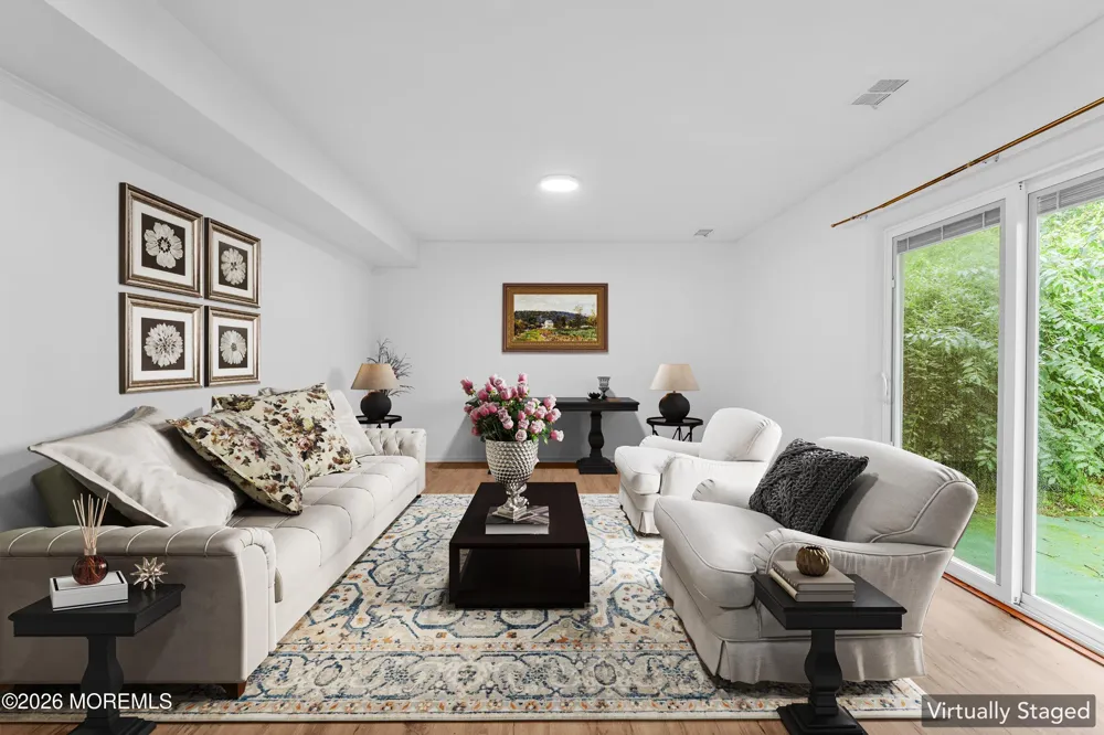94 Leedsville Drive Lincroft, NJ 07738