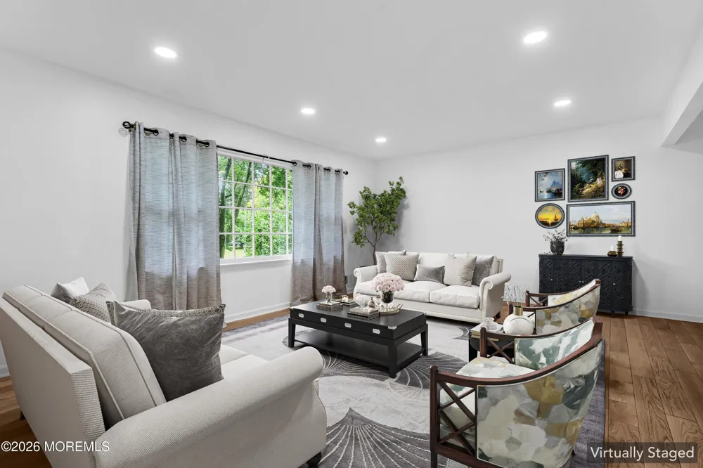 94 Leedsville Drive Lincroft, NJ 07738