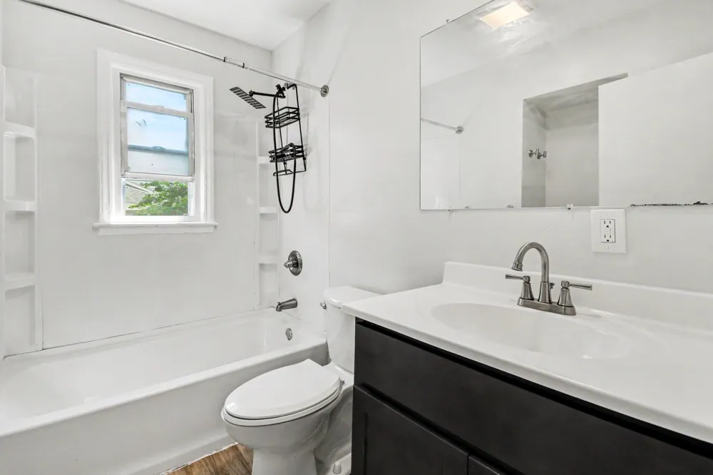5134 Heyboer Avenue SE Kentwood City, MI 49548