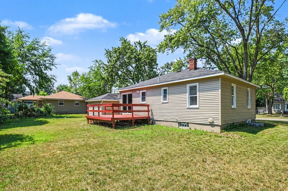 5134 Heyboer Avenue SE Kentwood City, MI 49548