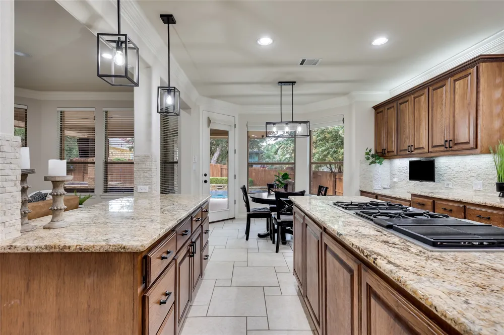 408 Ridgetop Bend Cedar Park, TX 78613