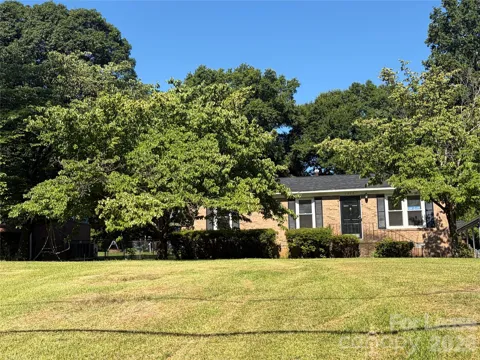 1228 Westover Circle