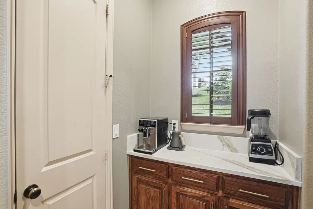 700 Briar Ridge Drive Keller, TX 76248