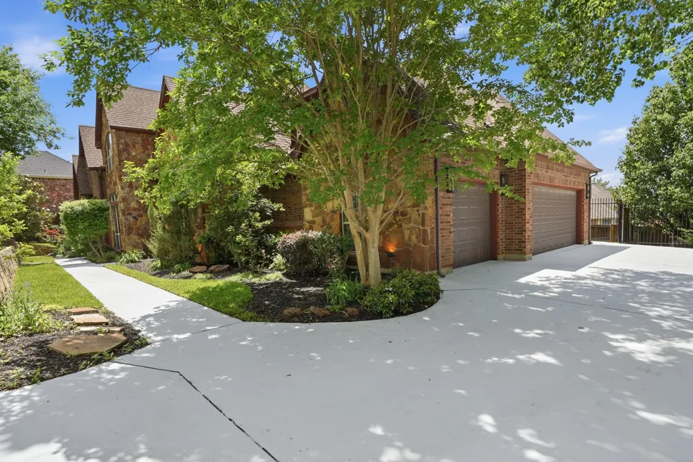 700 Briar Ridge Drive Keller, TX 76248