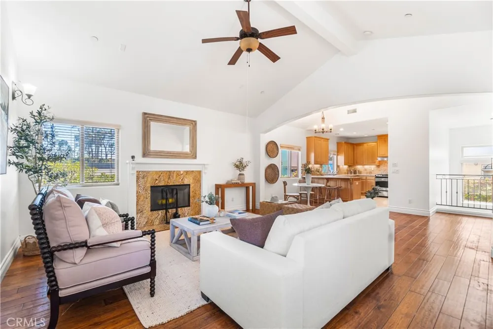 2106 Mathews #C Redondo Beach, CA 90278