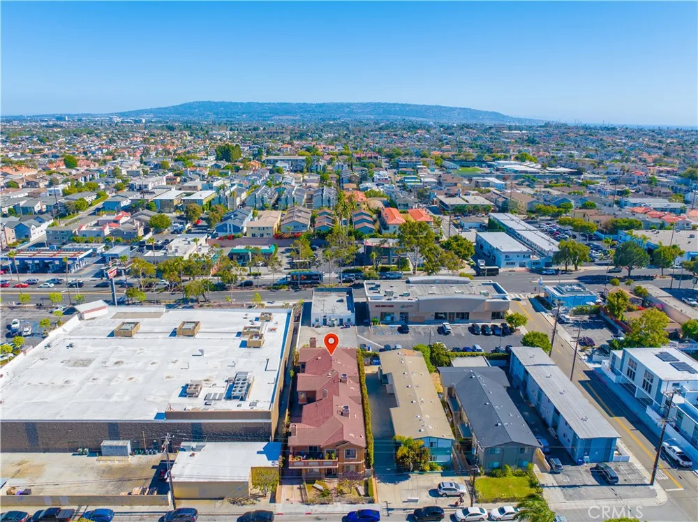 2106 Mathews #C Redondo Beach, CA 90278