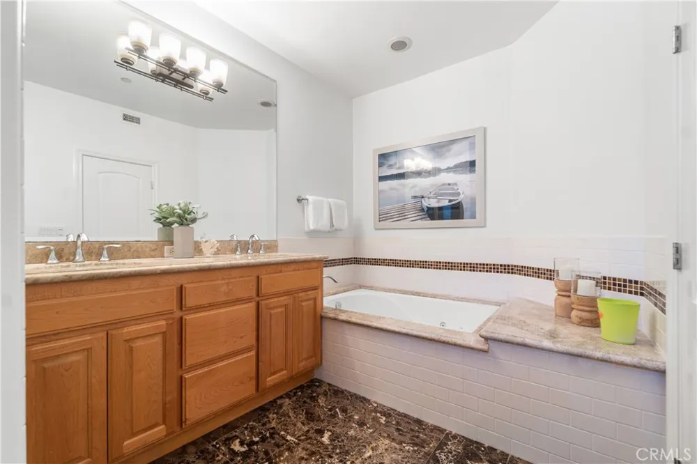 2106 Mathews #C Redondo Beach, CA 90278